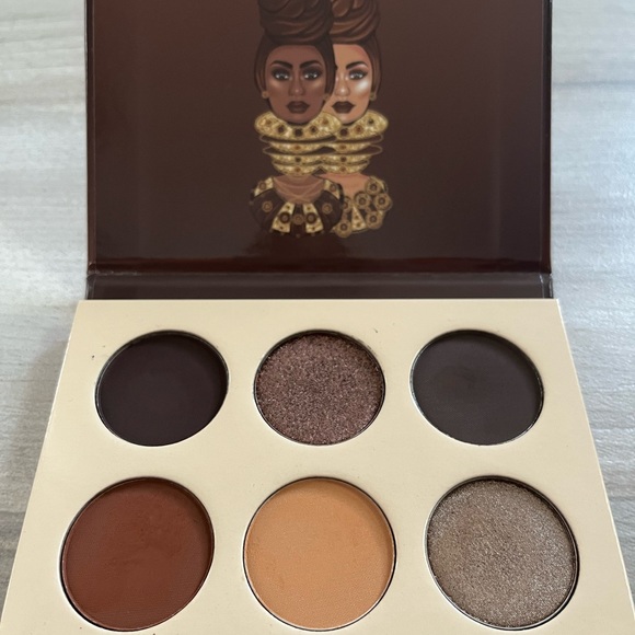 Juvia’s Place 9 pan eyeshadow palettes - Picture 7 of 9